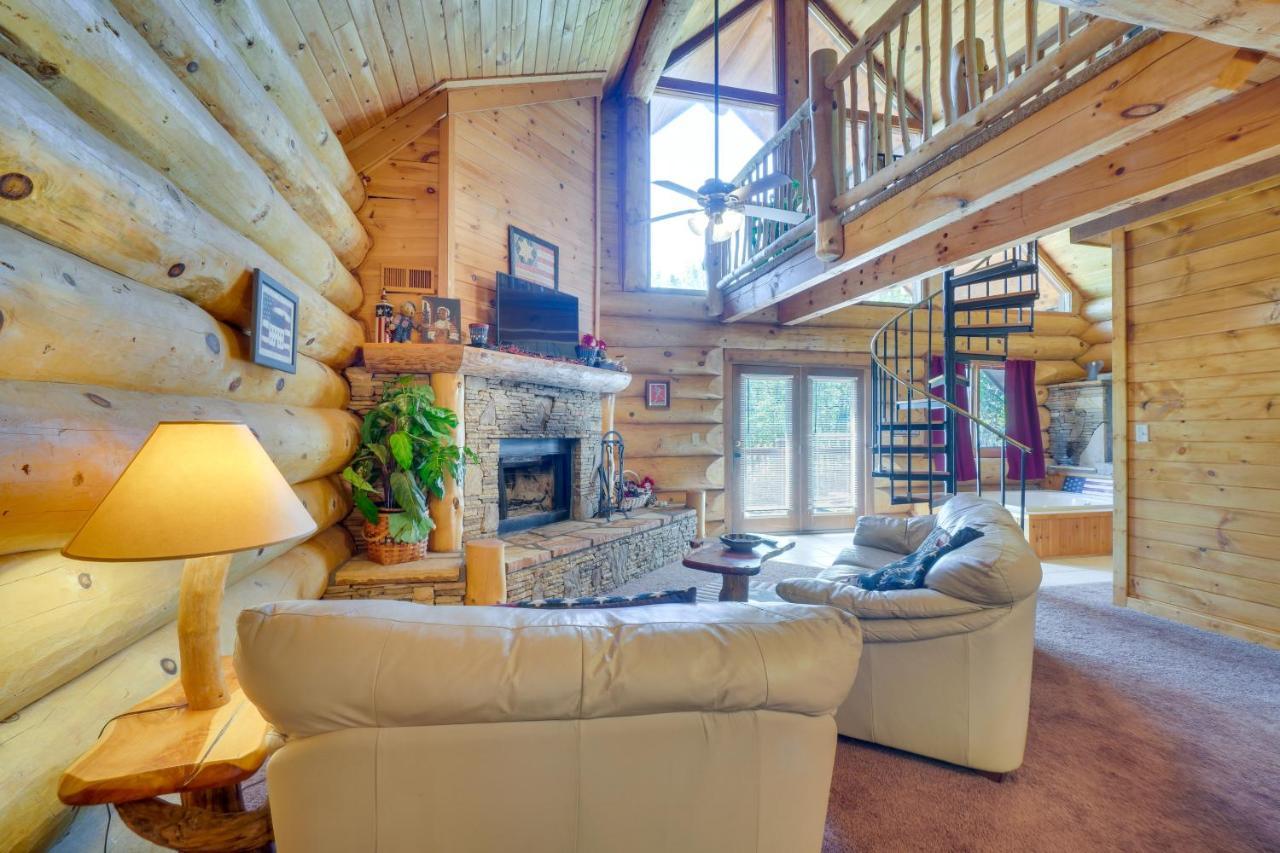 Idyllic Gatlinburg Cabin With Hot Tub And Balcony! 外观 照片