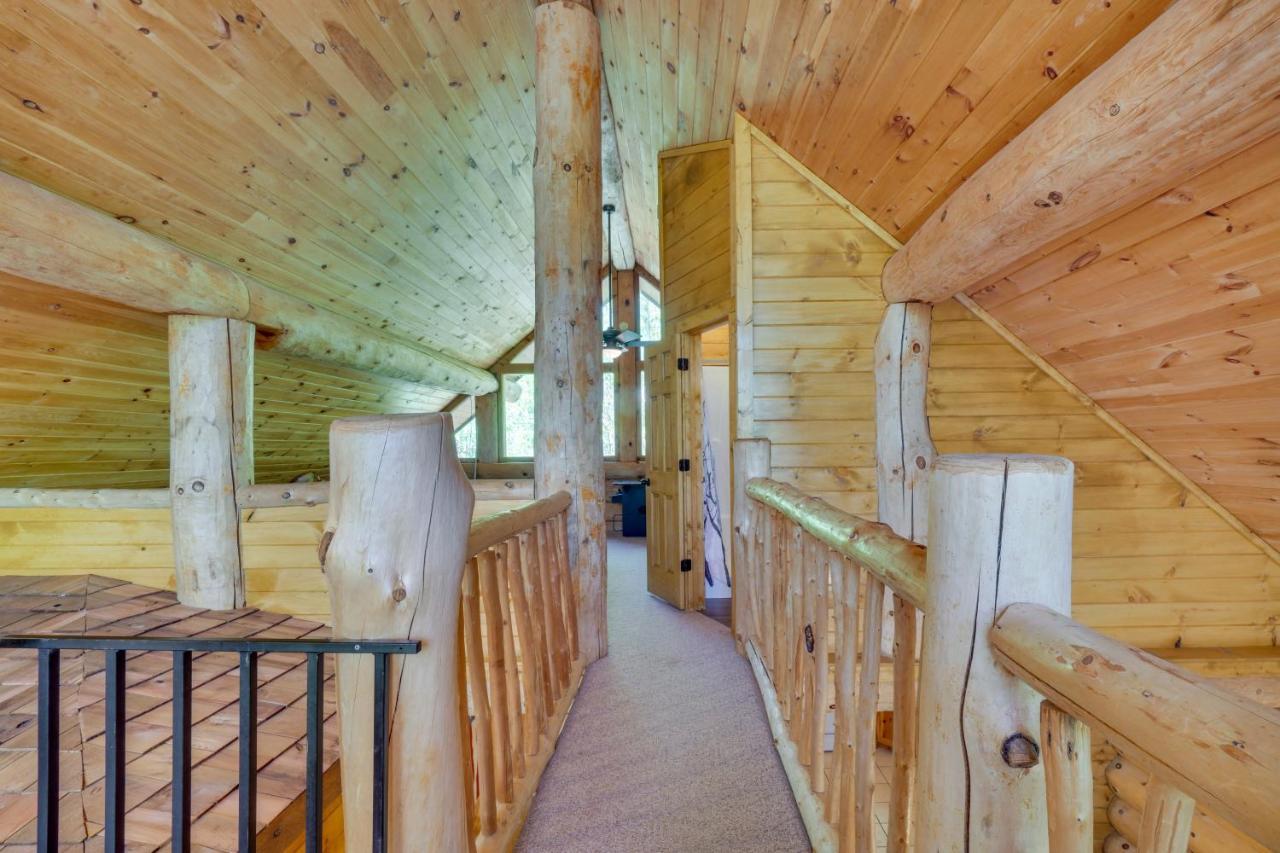 Idyllic Gatlinburg Cabin With Hot Tub And Balcony! 外观 照片