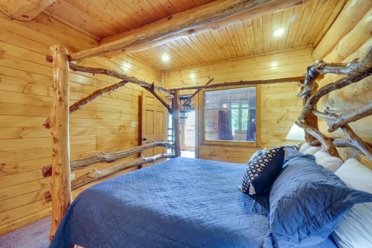 Idyllic Gatlinburg Cabin With Hot Tub And Balcony! 外观 照片