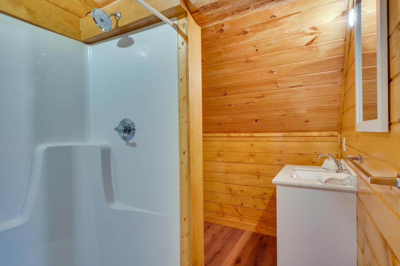 Idyllic Gatlinburg Cabin With Hot Tub And Balcony! 外观 照片